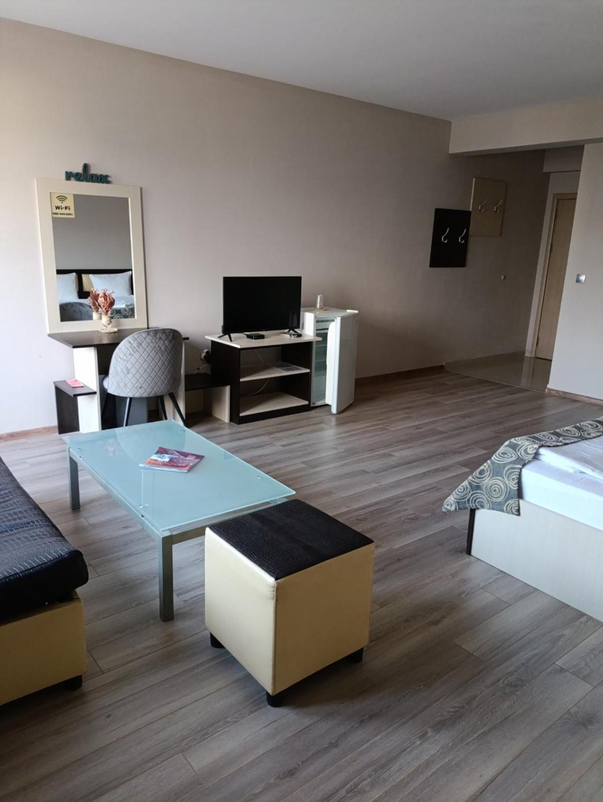 Alexander Hotel Asenovgrad Eksteriør billede