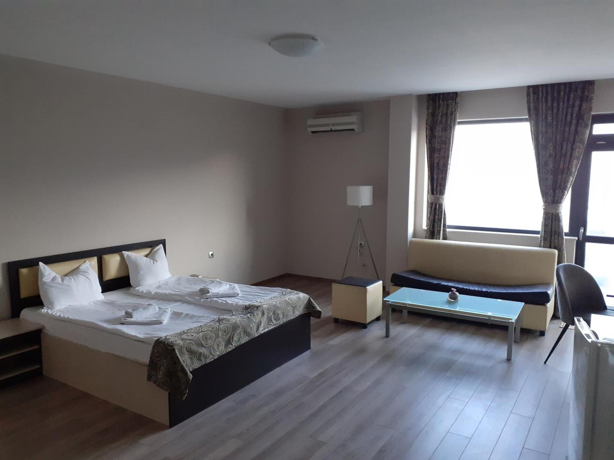 Alexander Hotel Asenovgrad Eksteriør billede