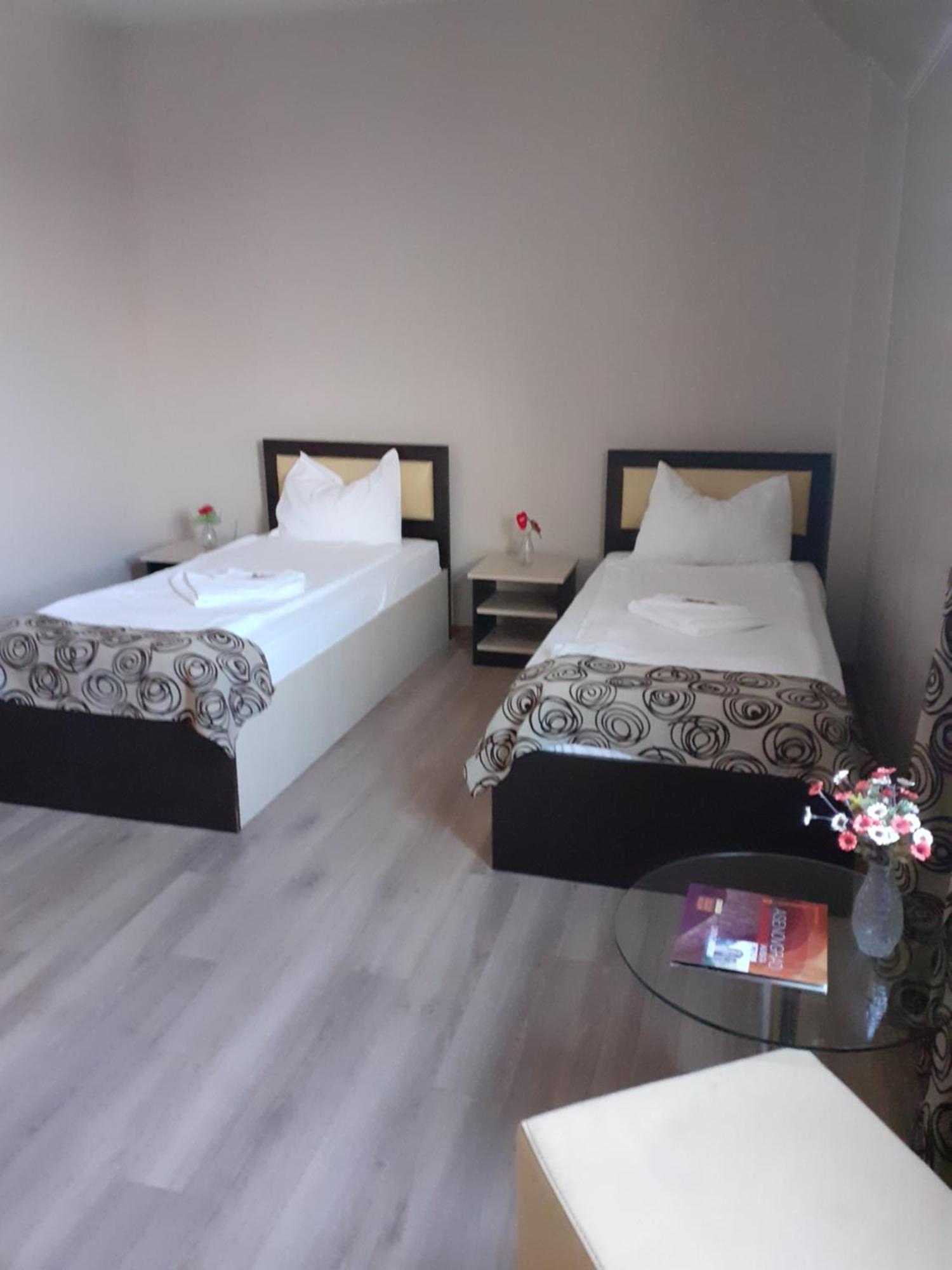 Alexander Hotel Asenovgrad Eksteriør billede