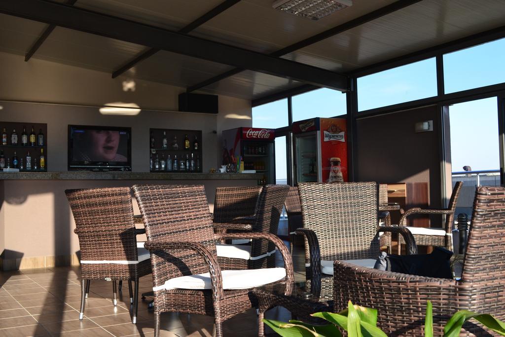 Alexander Hotel Asenovgrad Eksteriør billede