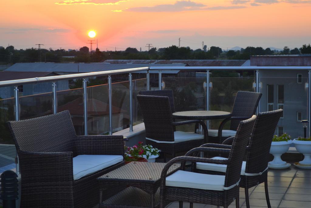 Alexander Hotel Asenovgrad Eksteriør billede