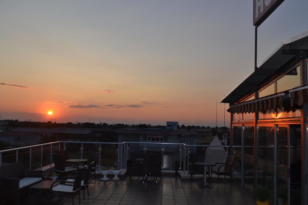 Alexander Hotel Asenovgrad Eksteriør billede